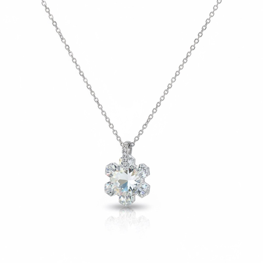 Elegant snow flake crystal Pendant Necklace 
❄️💖
❄️💕 - Picture 7 of 9